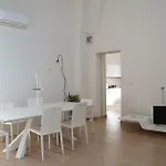 D'aragona Apartment Lecce