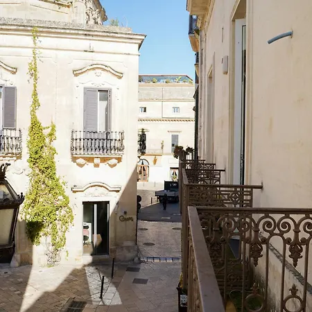 D'aragona Lecce