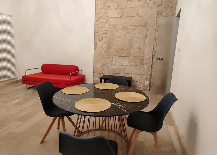 D'aragona דירה *